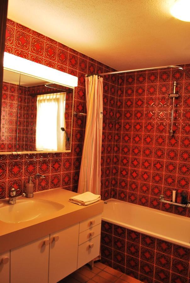Rooms With Private Bathrooms Saas im Prattigau Extérieur photo