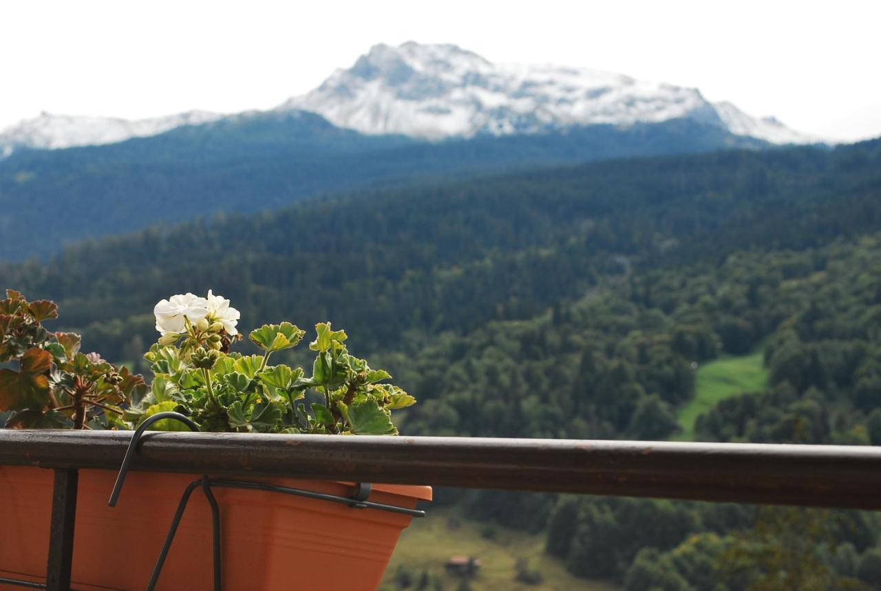 Rooms With Private Bathrooms Saas im Prattigau Extérieur photo