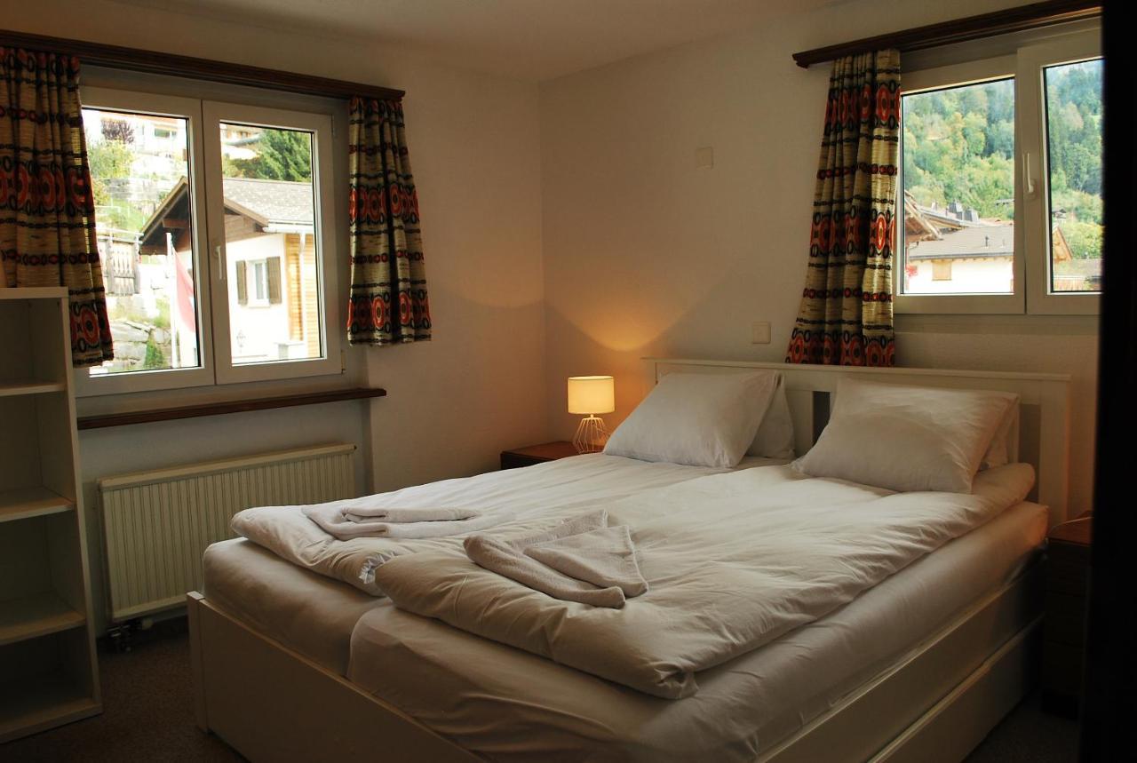 Rooms With Private Bathrooms Saas im Prattigau Extérieur photo