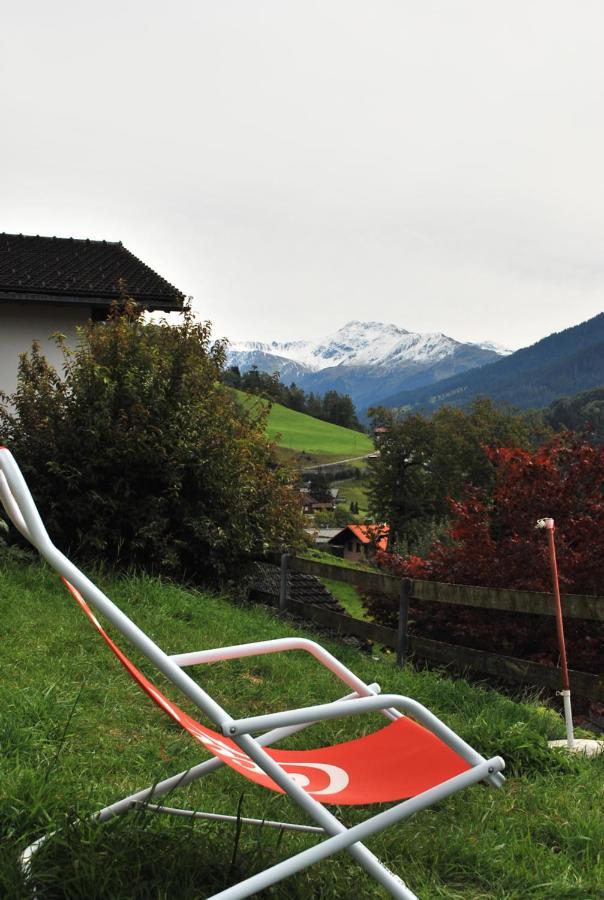 Rooms With Private Bathrooms Saas im Prattigau Extérieur photo
